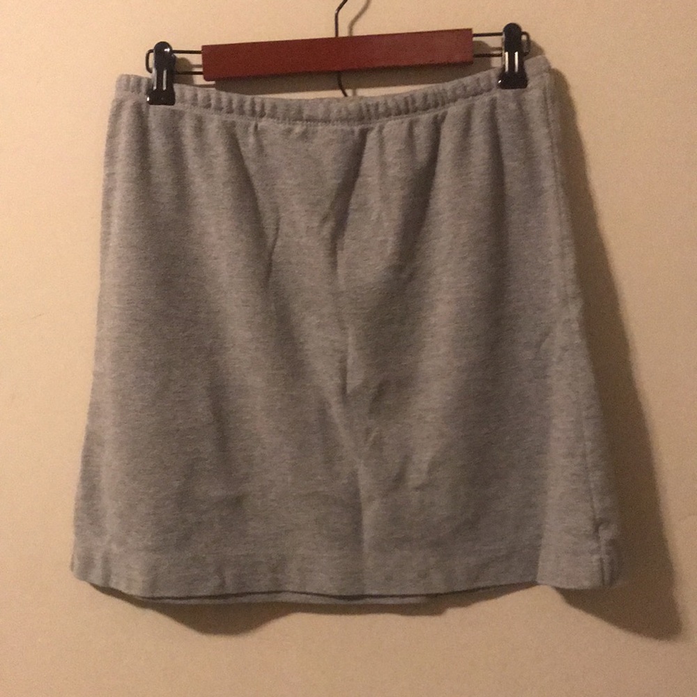 Too small - Picture 2 of 2